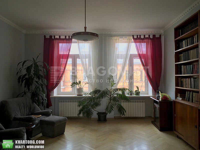 Sell 4-room apartment. Киев,  Институтская — photo 2