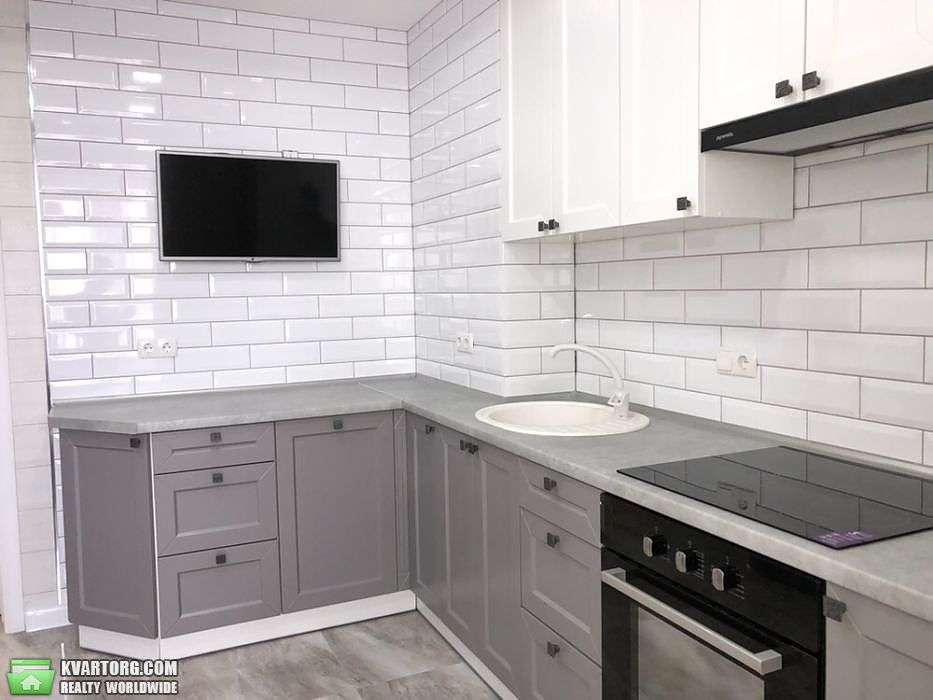 Sell 1-room apartment. Киев,  Глушкова пр — photo 2