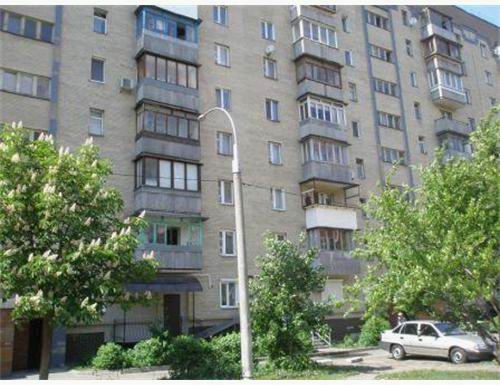 Rent out 1-room apartment. Киев,  Введенская — photo 1