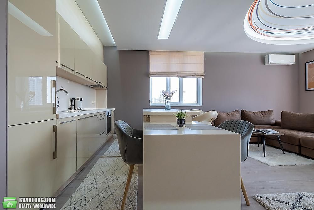 Rent out 2-room apartment. Киев, Тютюнника — photo 3