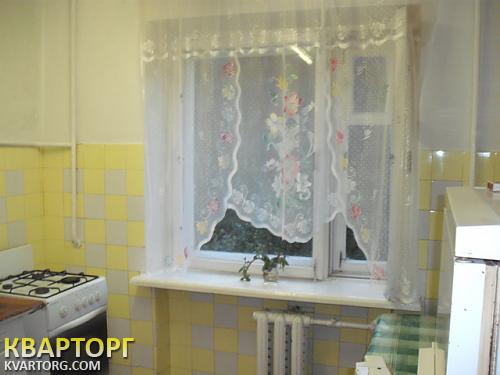 Rent out 2-room apartment. Киев, Радистов — photo 1