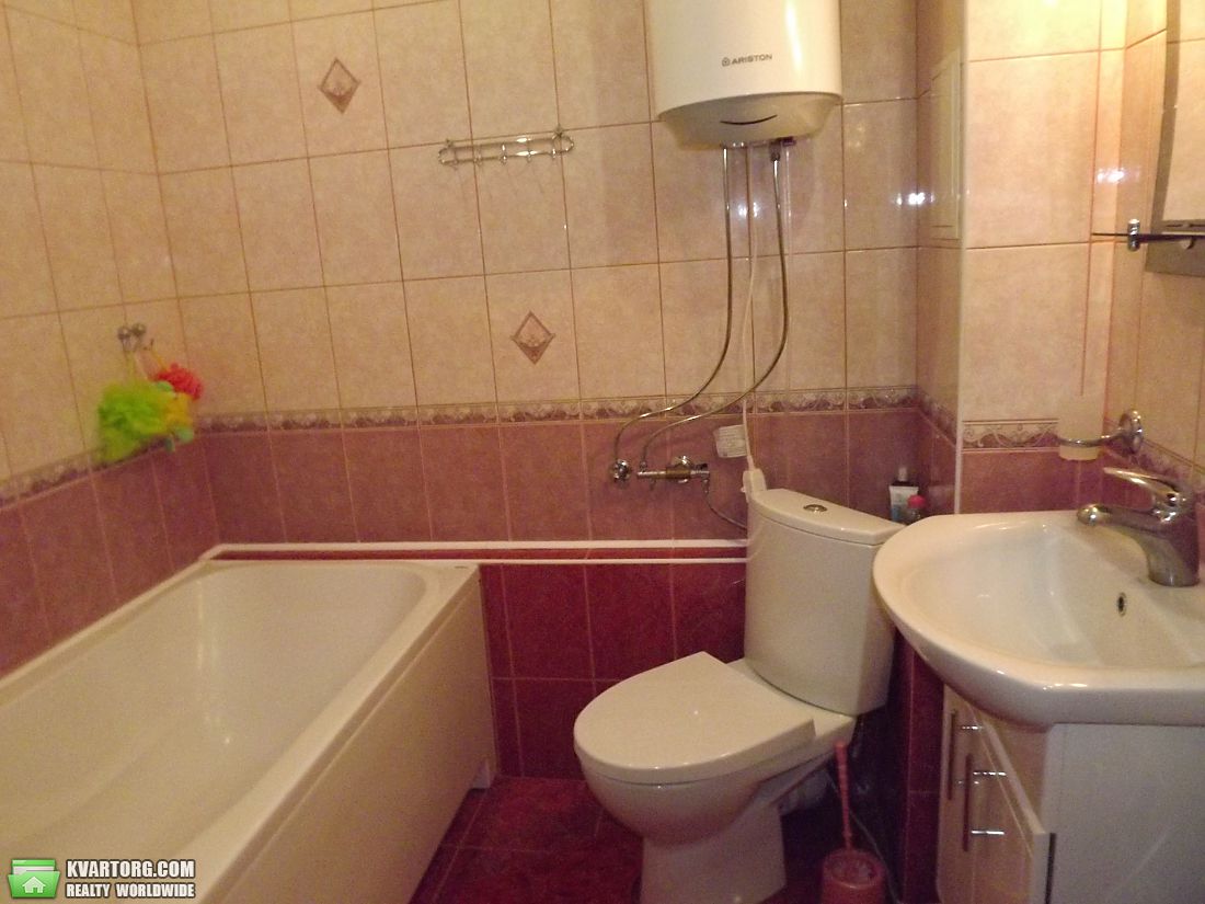 Sell 3-room apartment. Киев,  Конева — photo 9