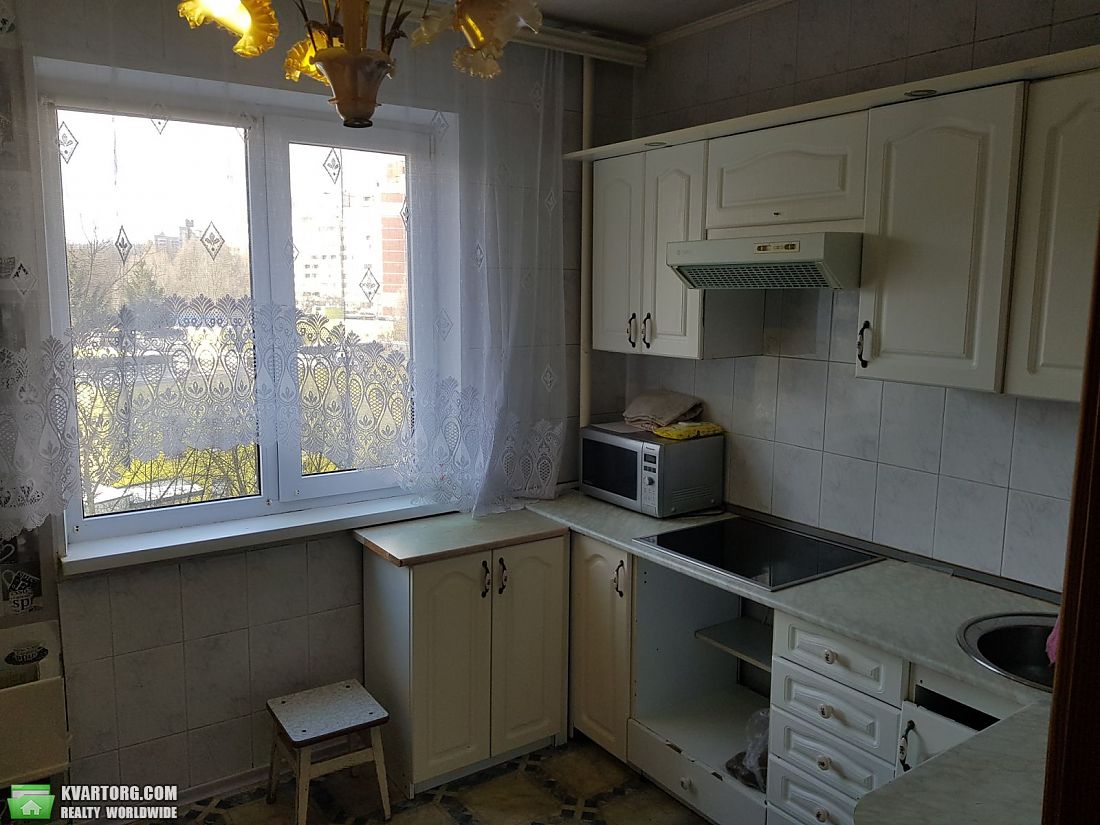 Rent out 3-room apartment. Киев,  Заболотного — photo 7