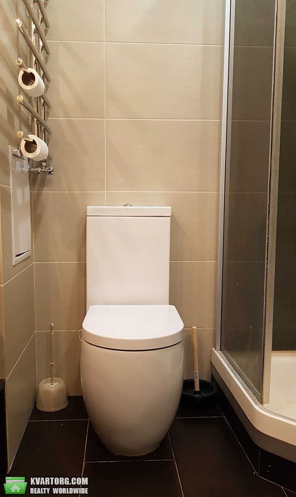 Rent out 3-room apartment. Киев, Голосеевская — photo 5