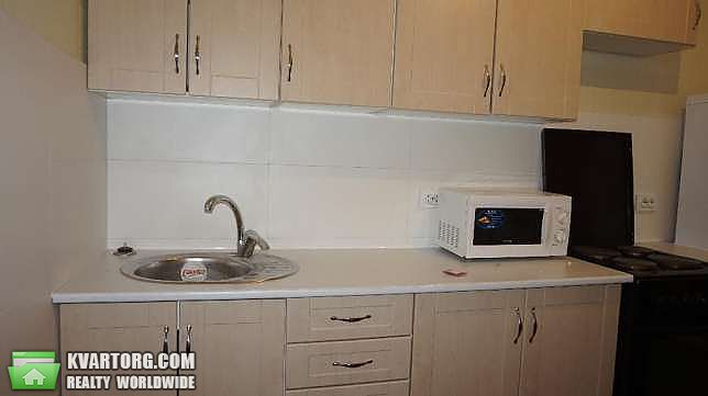 Rent out 1-room apartment. Киев,  Богатырская — photo 1