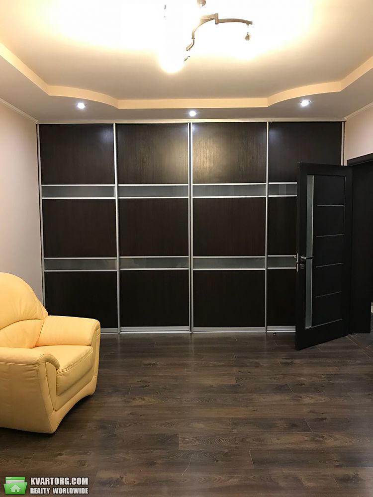 Rent out 2-room apartment. Киев, Ломонносова — photo 8
