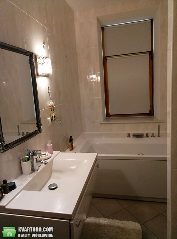 Rent out 3-room apartment. Киев,  Грушевского — photo 5