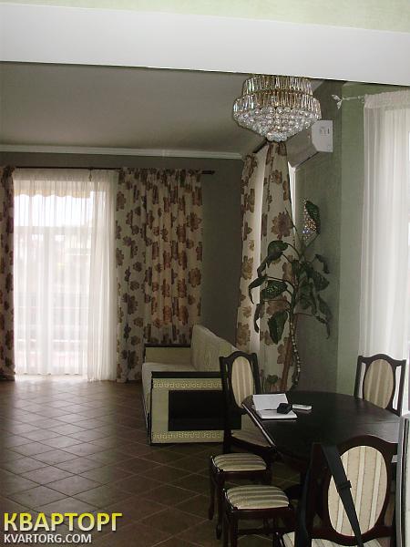 Rent out house. Киевская обл., Остапа Вишни — photo 2