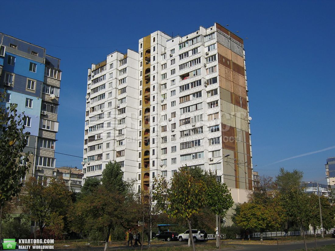 Rent out 2-room apartment. Киев,  Бажана — photo 7