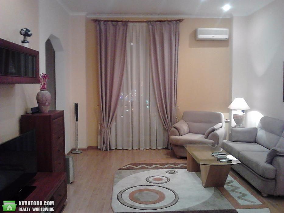 Rent out 2-room apartment. Киев,  Крещатик — photo 4