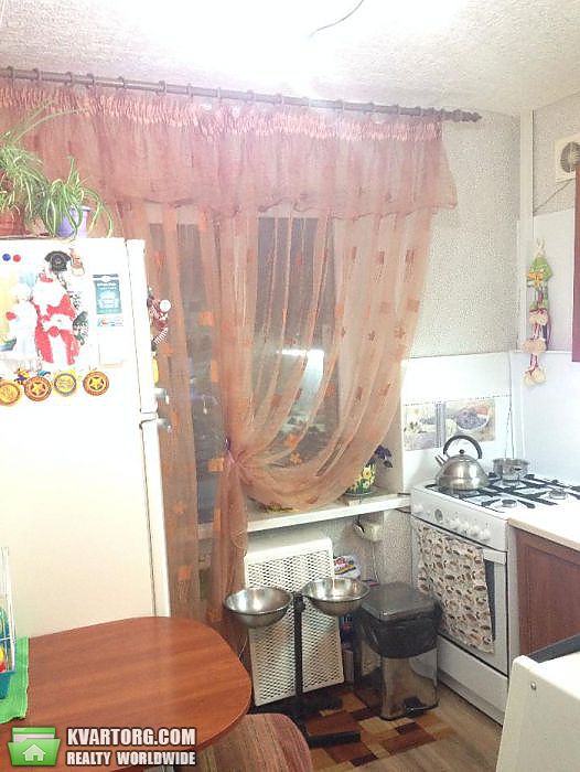 Sell 2-room apartment. Киев,  Дегтяревская — photo 3