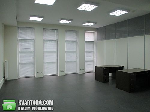 Rent out office. Киев, Дмитриевская — photo 1