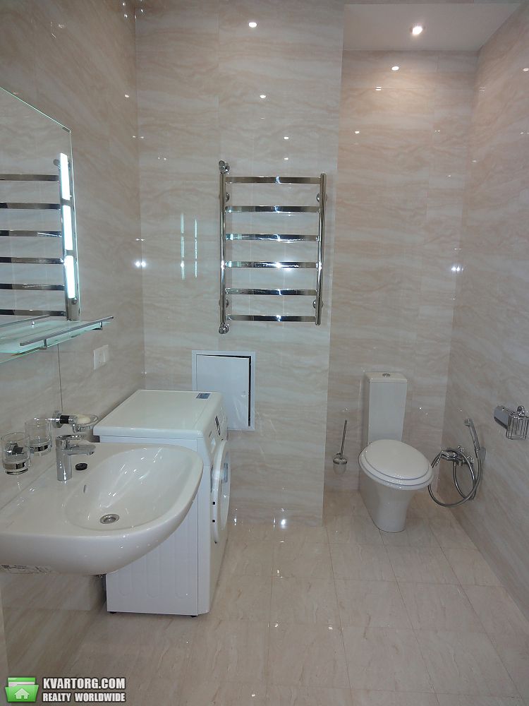Rent out 1-room apartment. Одесса, Французский бульвар — photo 8
