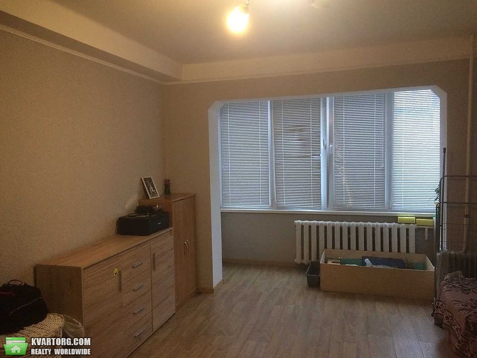 Sell 1-room apartment. Киев, автозаводская — photo 3