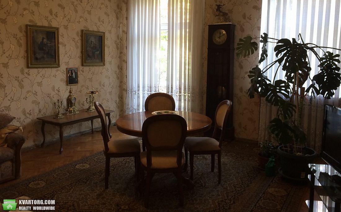 Sell 4-room apartment. Киев,  Липская — photo 5