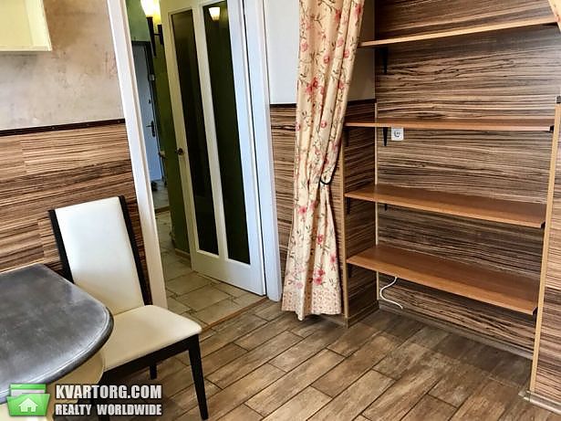 Rent out 2-room apartment. Киев,  Сечевых Стрельцов — photo 5