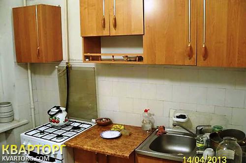 Rent out 2-room apartment. Киев,  Российская — photo 1