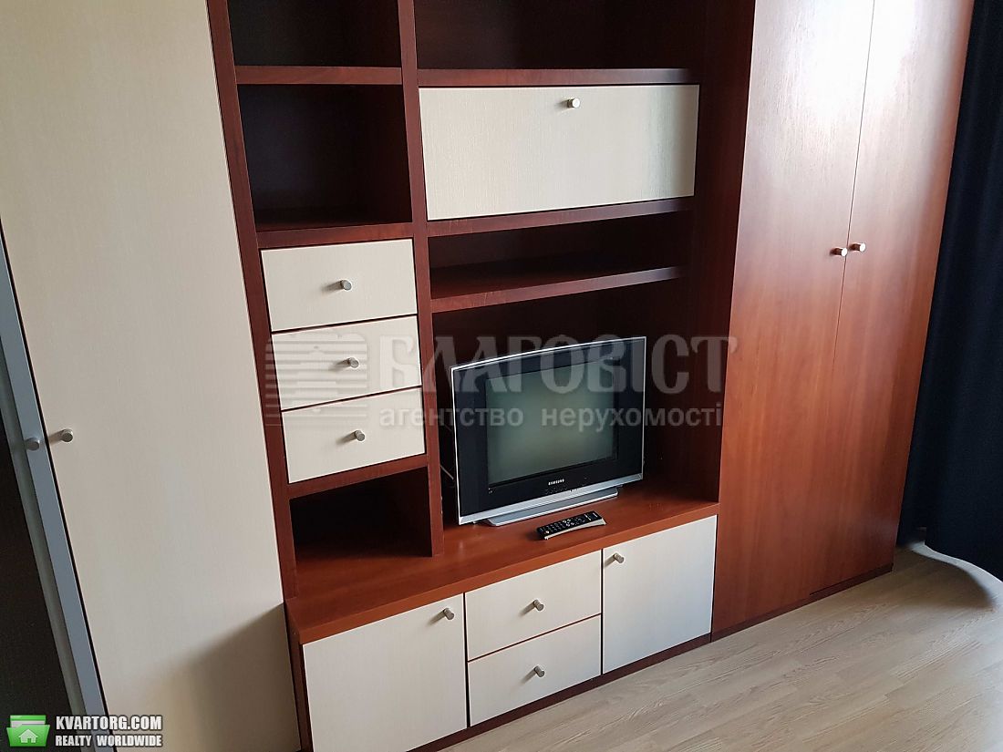 Rent out 1-room apartment. Киев,  Гришко — photo 9