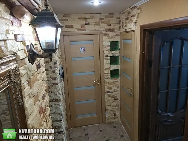 Rent out 3-room apartment. Киев,  Почайнинская — photo 4