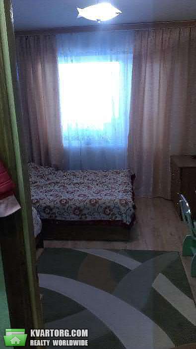 Sell 2-room apartment. Киев,  Героев Днепра — photo 1