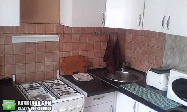 Sell 2-room apartment. Киев,  Героев Днепра — photo 1