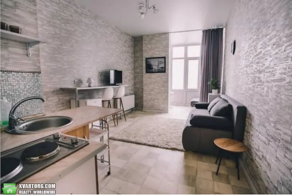 Rent out 1-room apartment. Киев, Евгения Коновальца — photo 2
