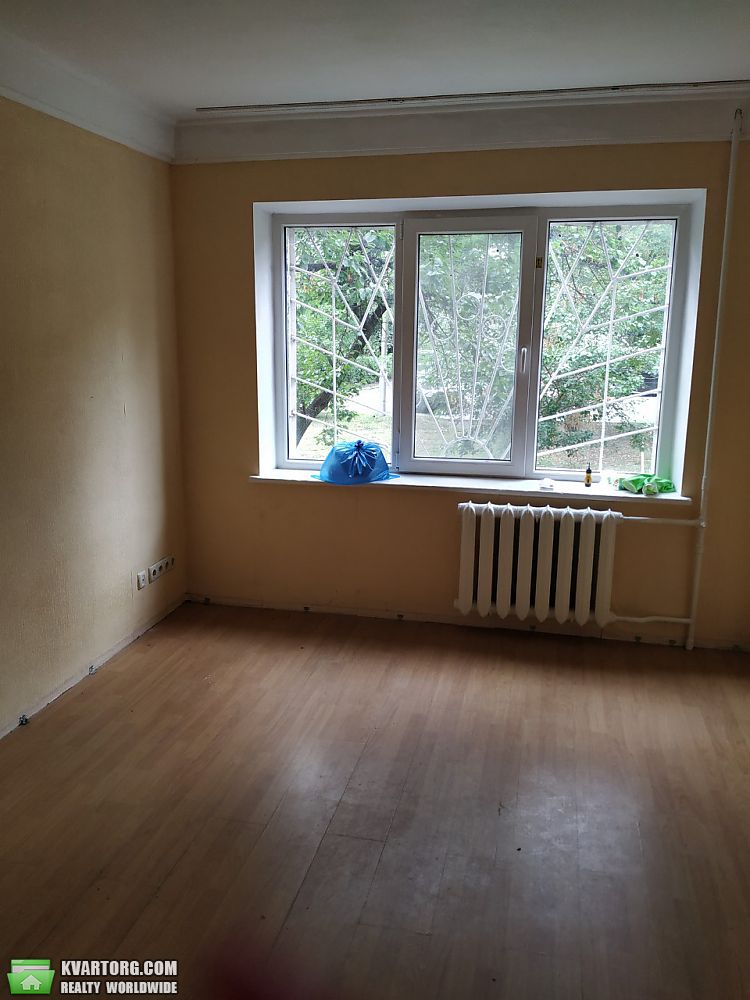 Sell 2-room apartment. Киев, Алишера Навои пр — photo 1