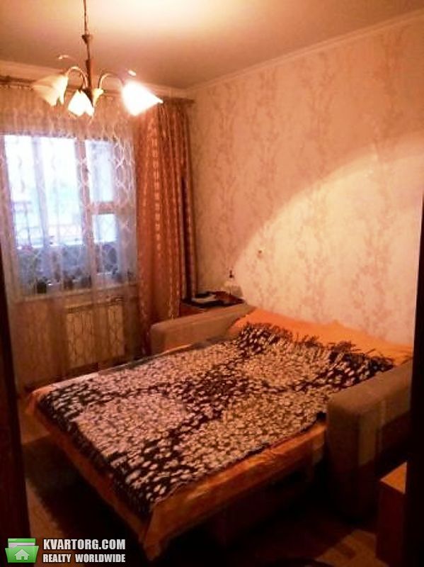 Sell 3-room apartment. Киев,  Срибнокильская — photo 1