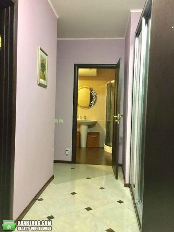 Rent out 2-room apartment. Киев,  Мишуги — photo 1