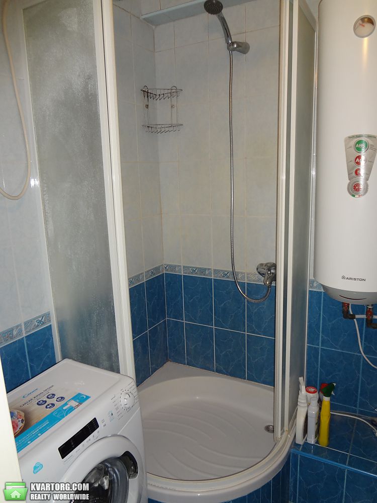 Rent out 1-room apartment. Киев, Шаповала — photo 8
