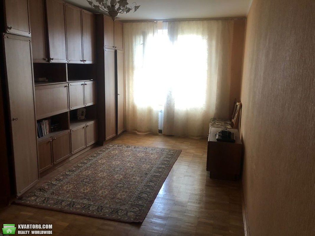 Sell 2-room apartment. Киев,  Бучмы — photo 3