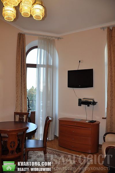 Sell 2-room apartment. Киев,  Институтская — photo 1