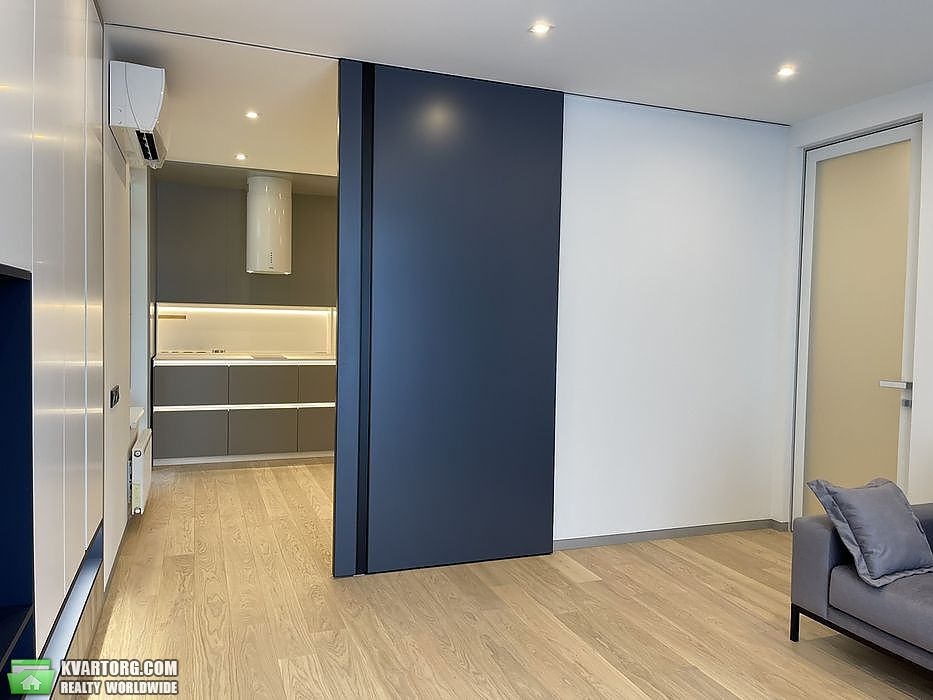 Rent out 2-room apartment. Киев,  Златоустовская — photo 7