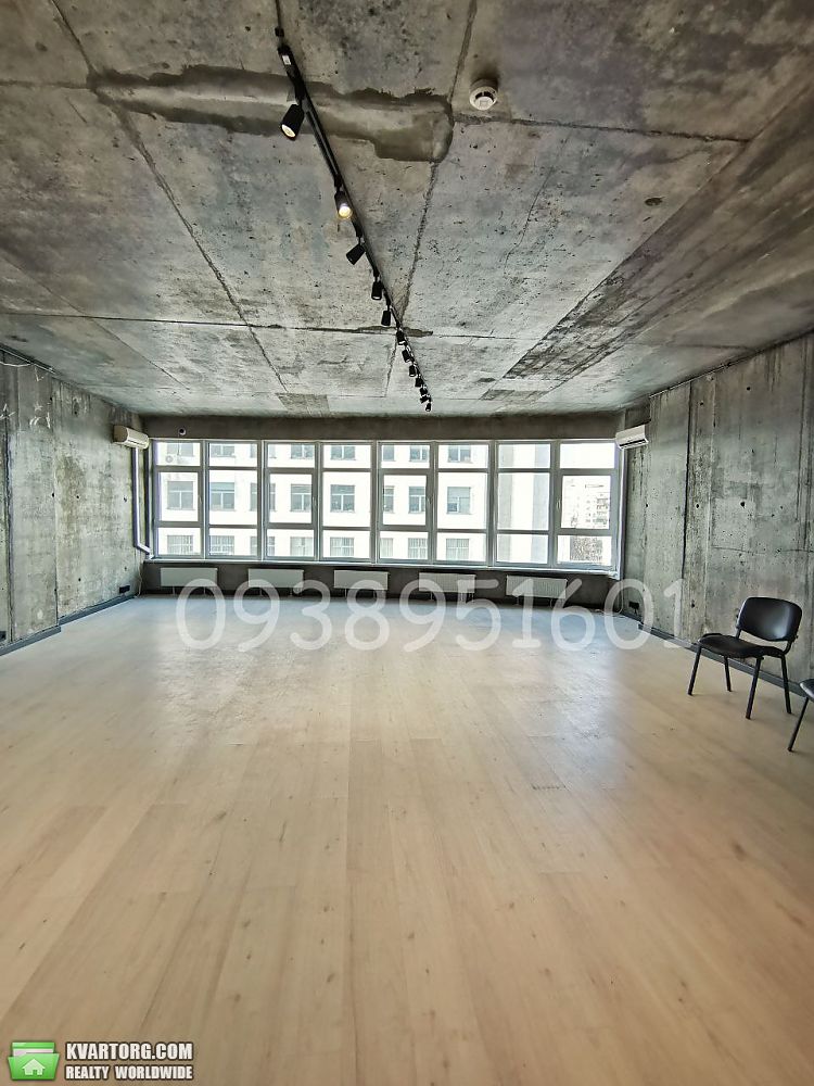Rent out office. Киев,  Кловский спуск — photo 1
