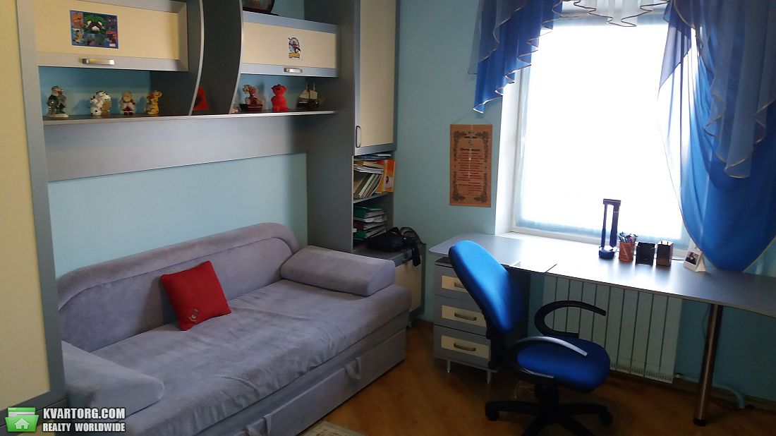 Rent out 3-room apartment. Киев,  Эрнста — photo 5