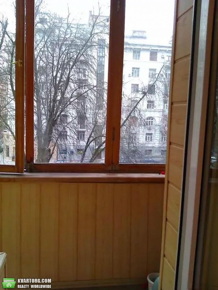 Rent out 2-room apartment. Киев,  Заньковецкой — photo 6