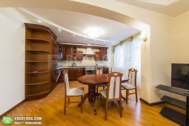 Rent out 2-room apartment. Киев,  Феодосийский пер — photo 2