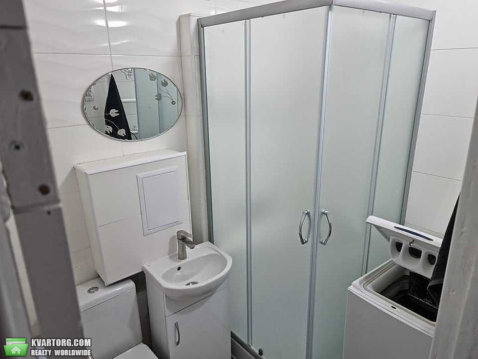 Rent out 2-room apartment. Киев, Телиги — photo 9