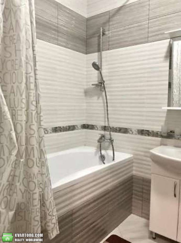 Rent out 1-room apartment. Киев,  Танковая — photo 4