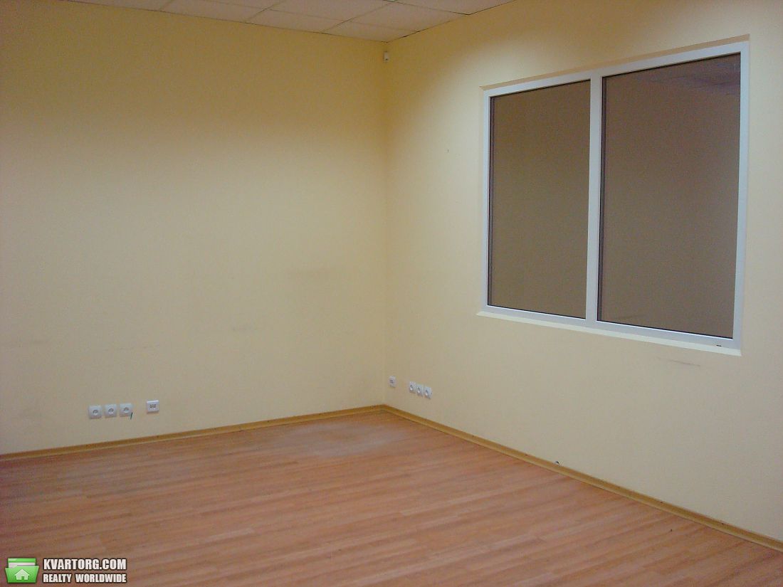 Rent out office. Киев, Черновола — photo 3