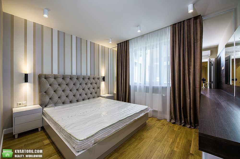 Rent out 3-room apartment. Киев,  Оболонский пр — photo 9