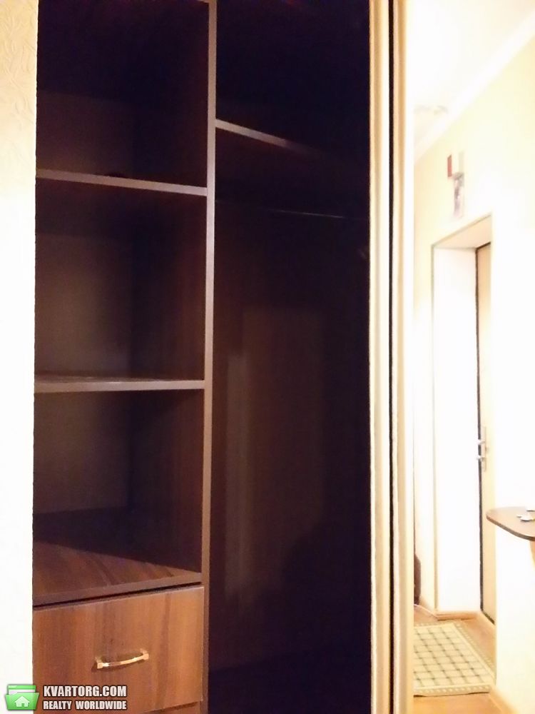 Rent out 1-room apartment. Киев, Кубанской Украины — photo 9