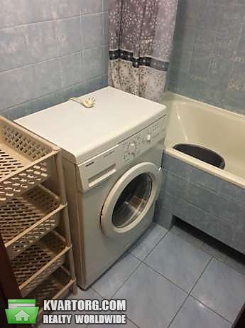 Rent out 2-room apartment. Киев,  Срибнокильская — photo 2