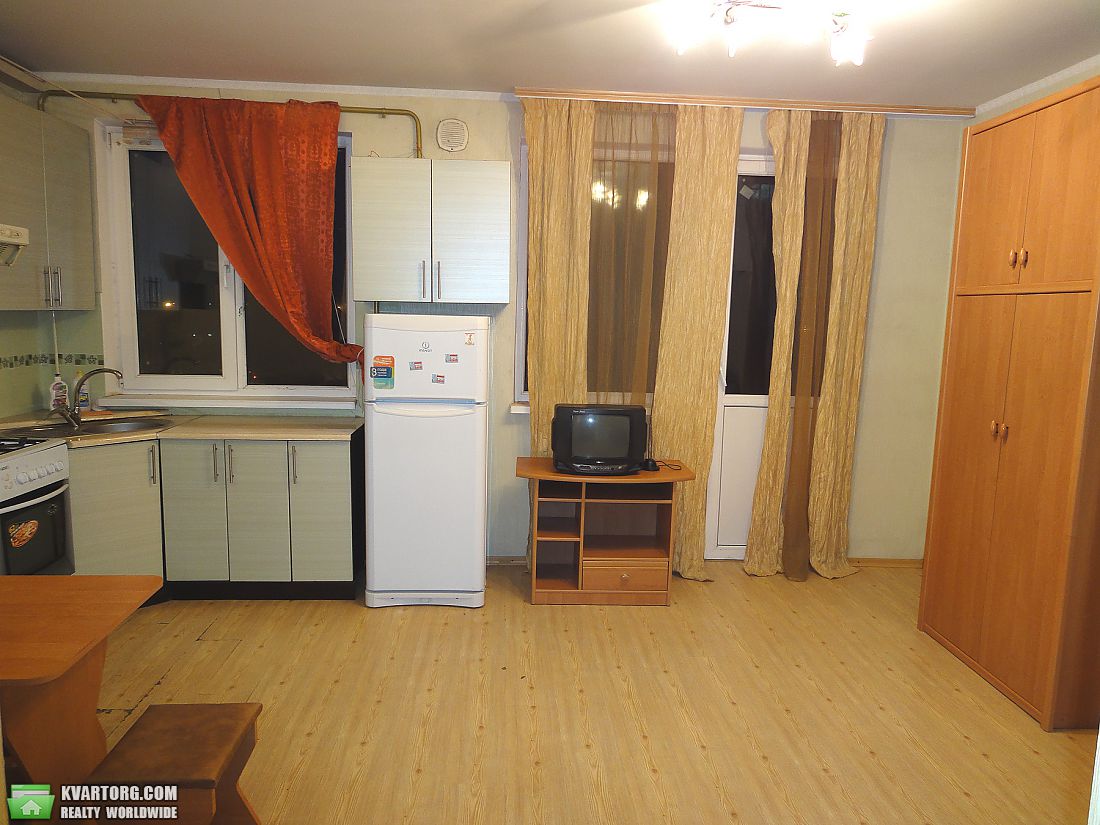 Rent out 1-room apartment. Одесса, Сергея Ядова — photo 5