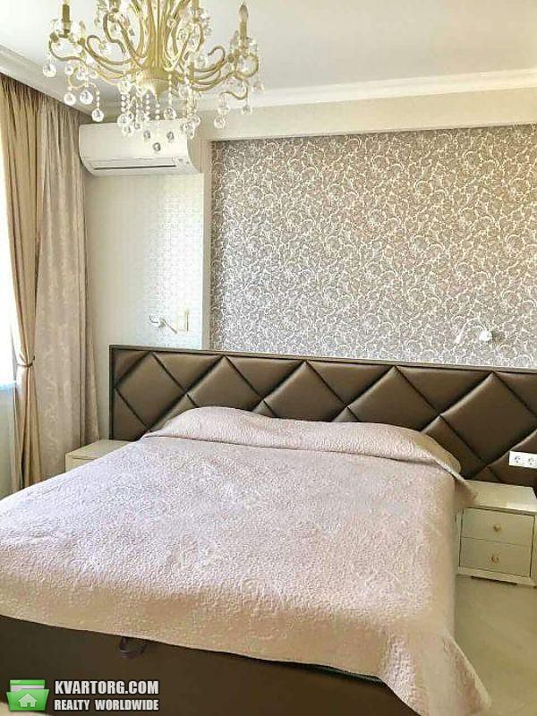 Rent out 2-room apartment. Киев,  Липковского — photo 5