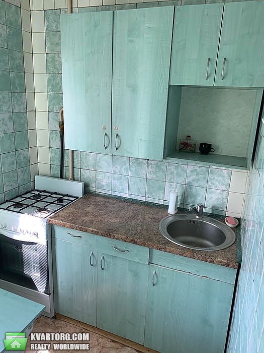 Sell 1-room apartment. Киев,  Новомостицкая — photo 1