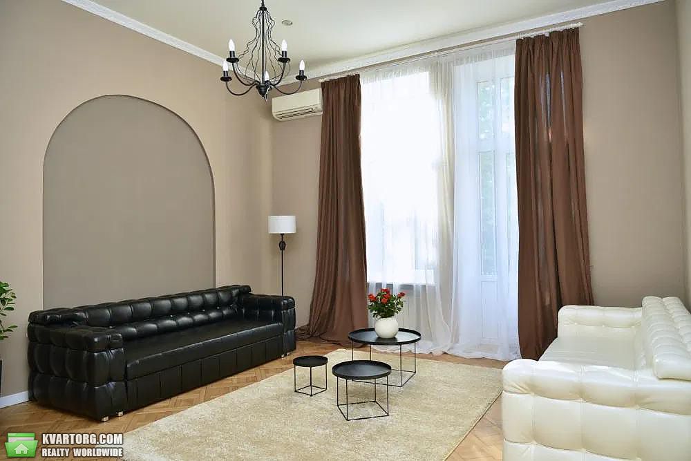 Rent out 4-room apartment. Киев,  Костельная — photo 1