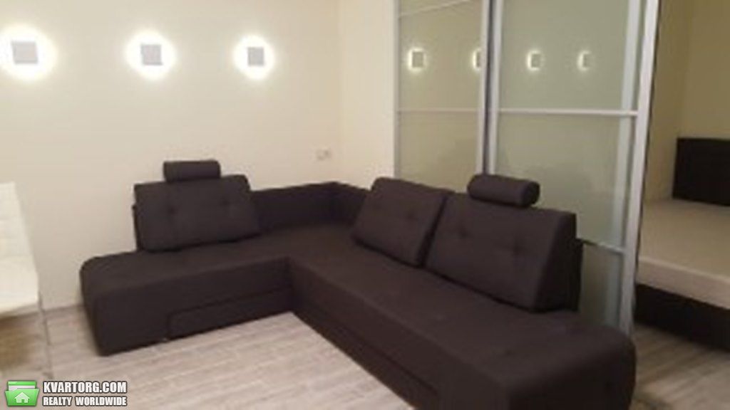 Rent out 2-room apartment. Днепропетровск, Дзержинского ул. — photo 5