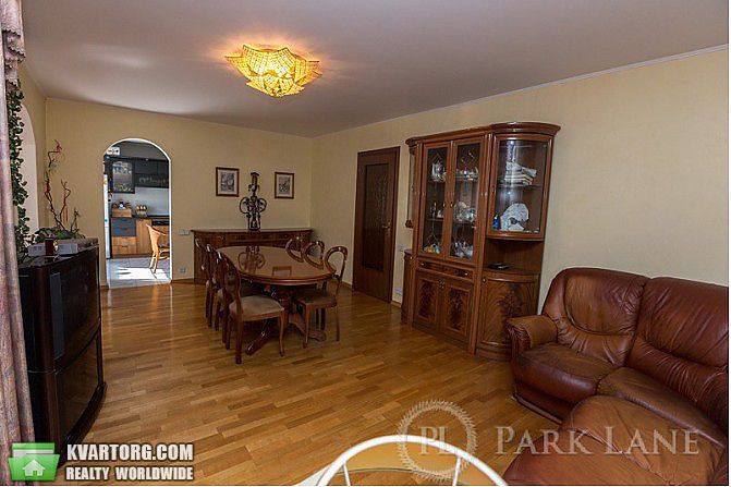 Rent out 3-room apartment. Киев,  Гмыри — photo 2