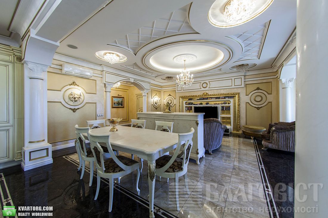Sell 5-room apartment. Киев, Щорса — photo 2